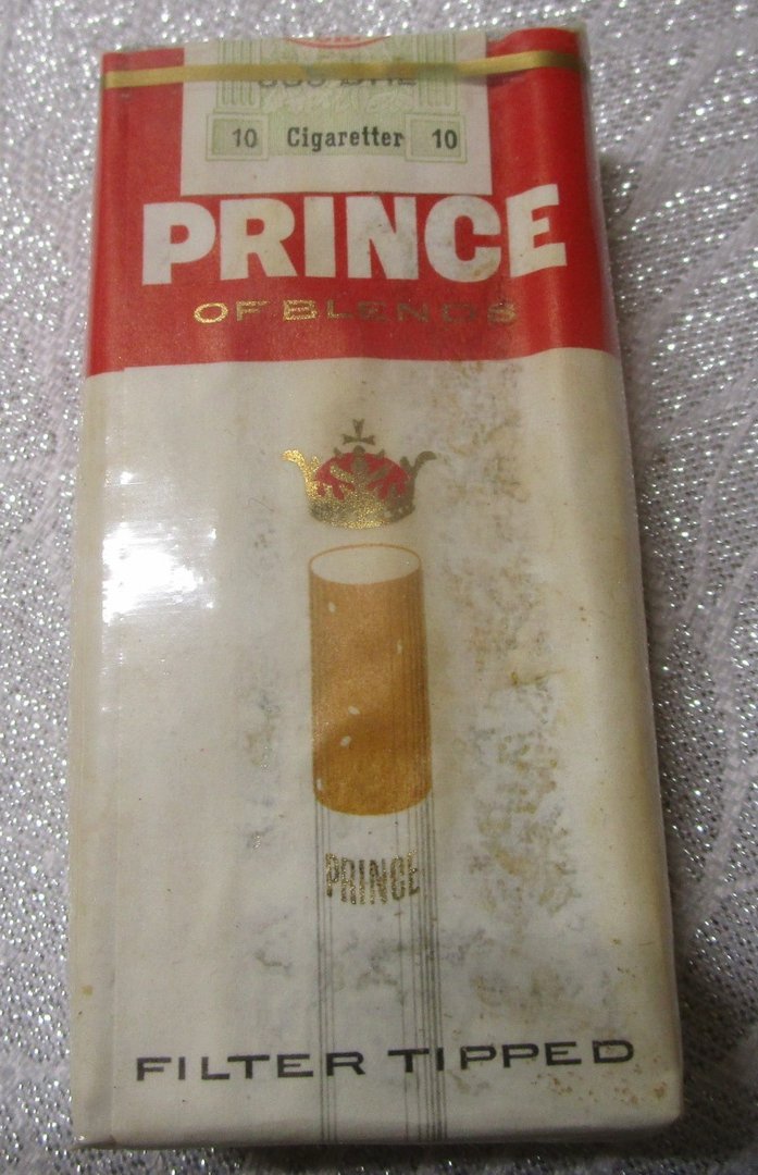 Gammel uåbnet pakke 10 stk. Prince cigaretter